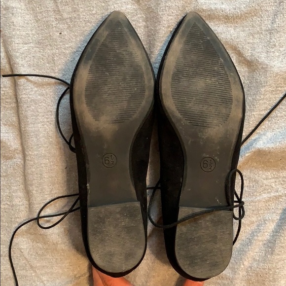 Size 6.5 Mossimo Pointy Toe Lace Up Flats - Picture 3 of 3